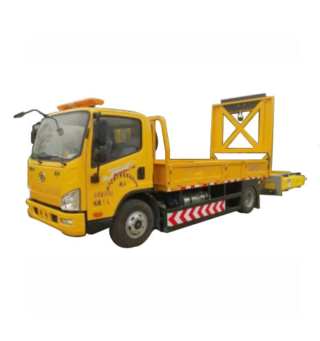 中型防撞缓冲车